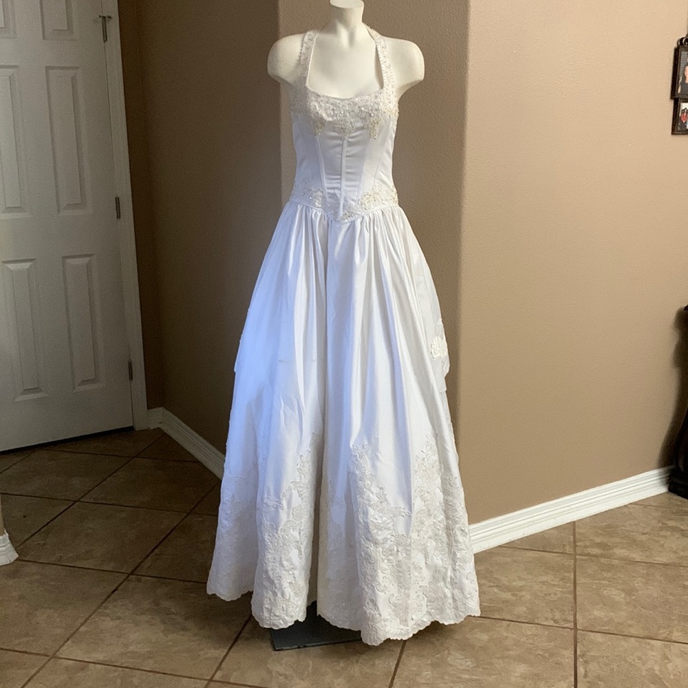 Vintage wedding gown